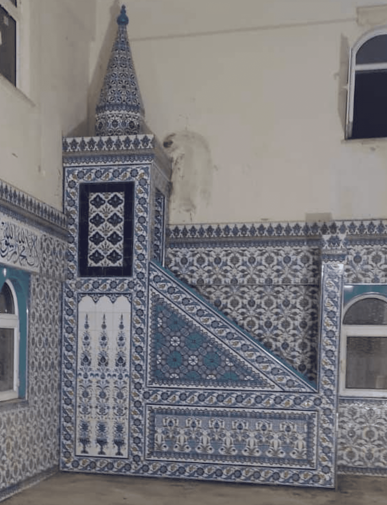 Cami Çini Minber - 34, Cami Minber İznik Çini Desenli