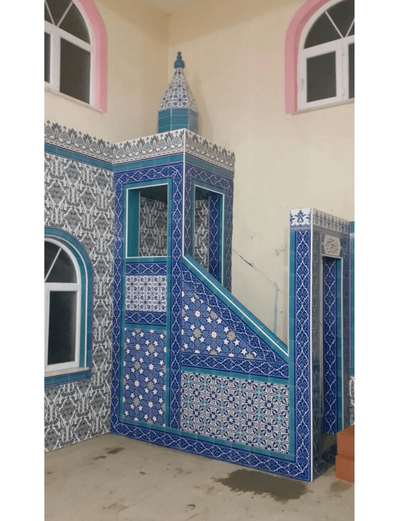 Cami Çini Minber - 43, Mavi Çini Desenli Cami Minber Modelleri